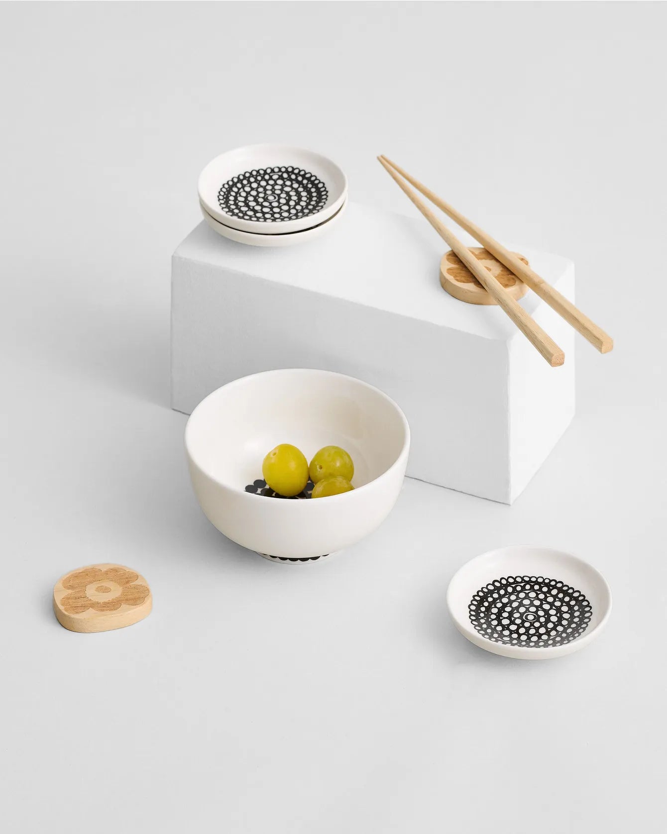 Marimekko Oiva/Rasymatto Bowl with Dotted Foot