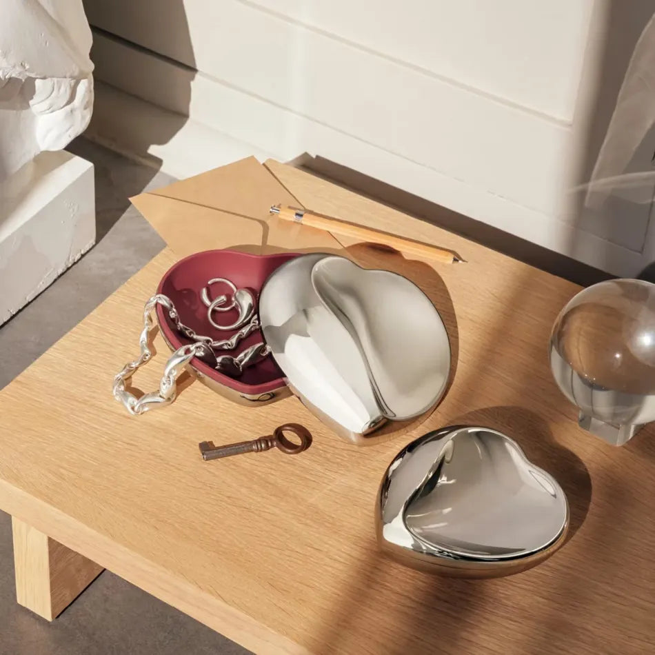 Georg Jensen Heart Bonbonniere Hibiscus Red interior