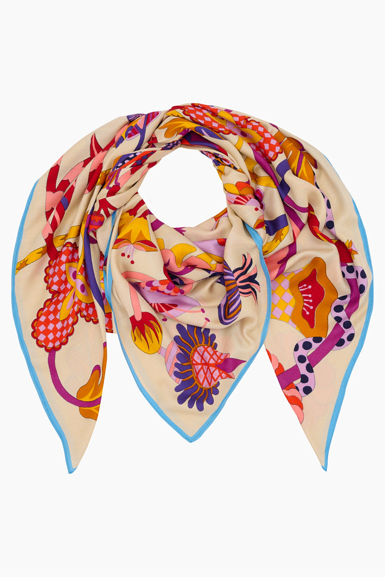 Inoui Editions Scarf 130 x 130cm Square