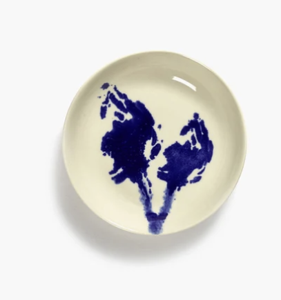 Ottolenghi Dish White with Abstract Artichoke