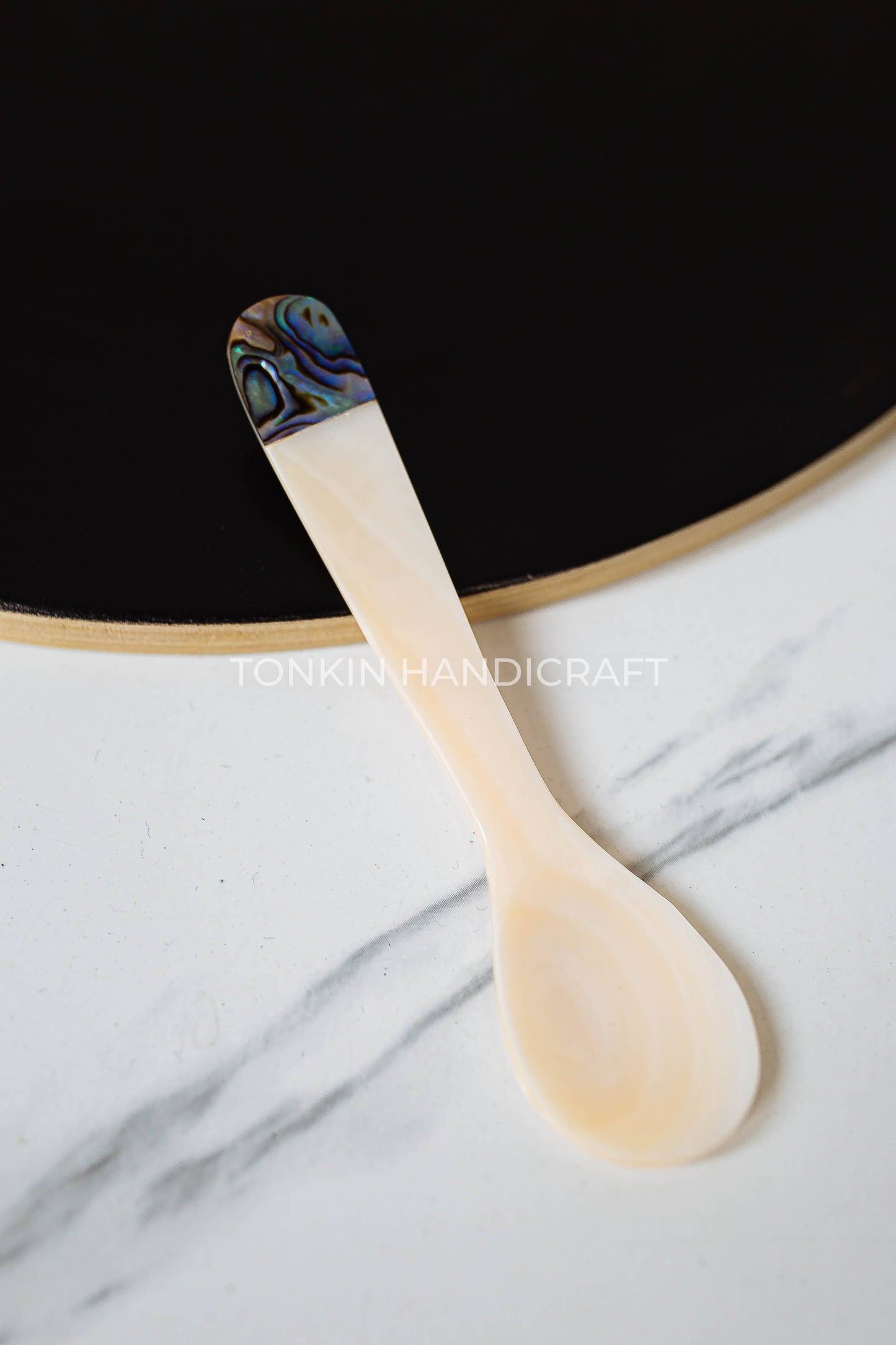 BLUM Mother of Pearl Seashell Spoon