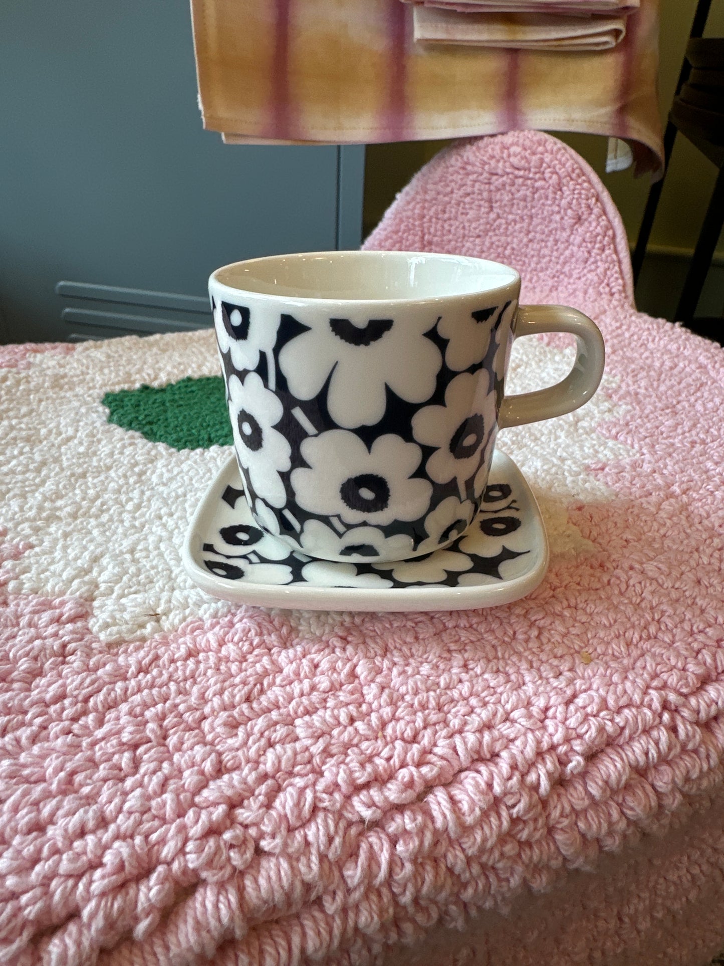 Marimekko Navy Pikkuinen Unikko 2 DL Small Mug