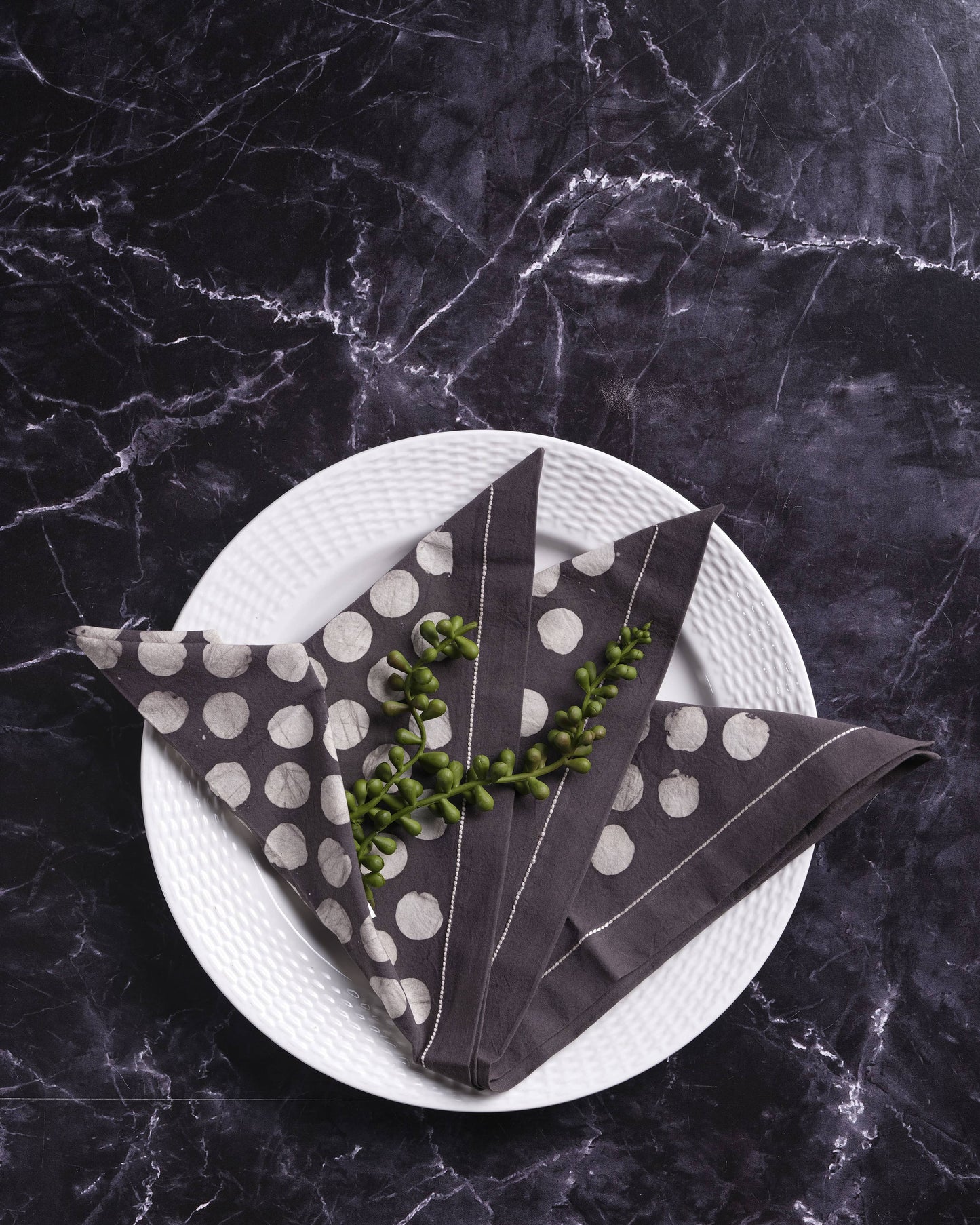 Gray Polka Dots Cotton Dinner Napkin