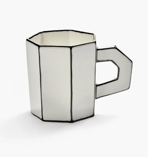 Annebet Black and White Tea Cup