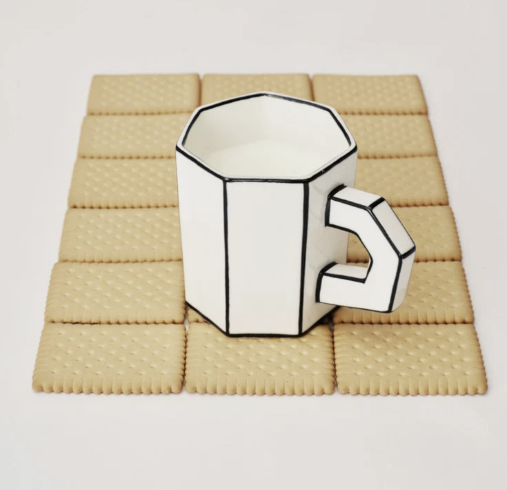 Annebet Black and White Tea Cup