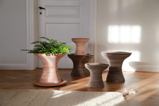 Bergs Celeste Raw Terracotta Planter
