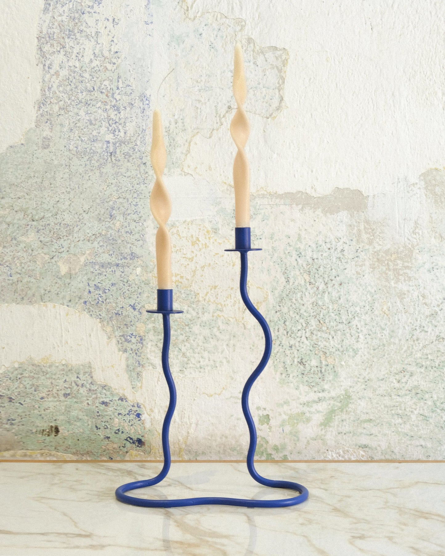 Nada Duele Waves Candle Stick