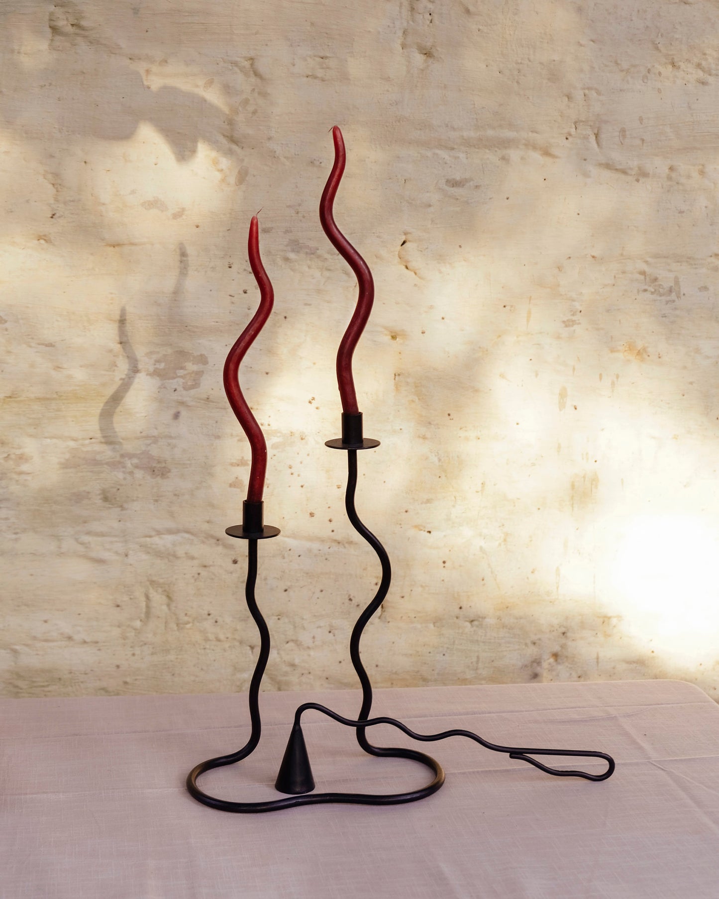 Nada Duele Waves Candle Stick