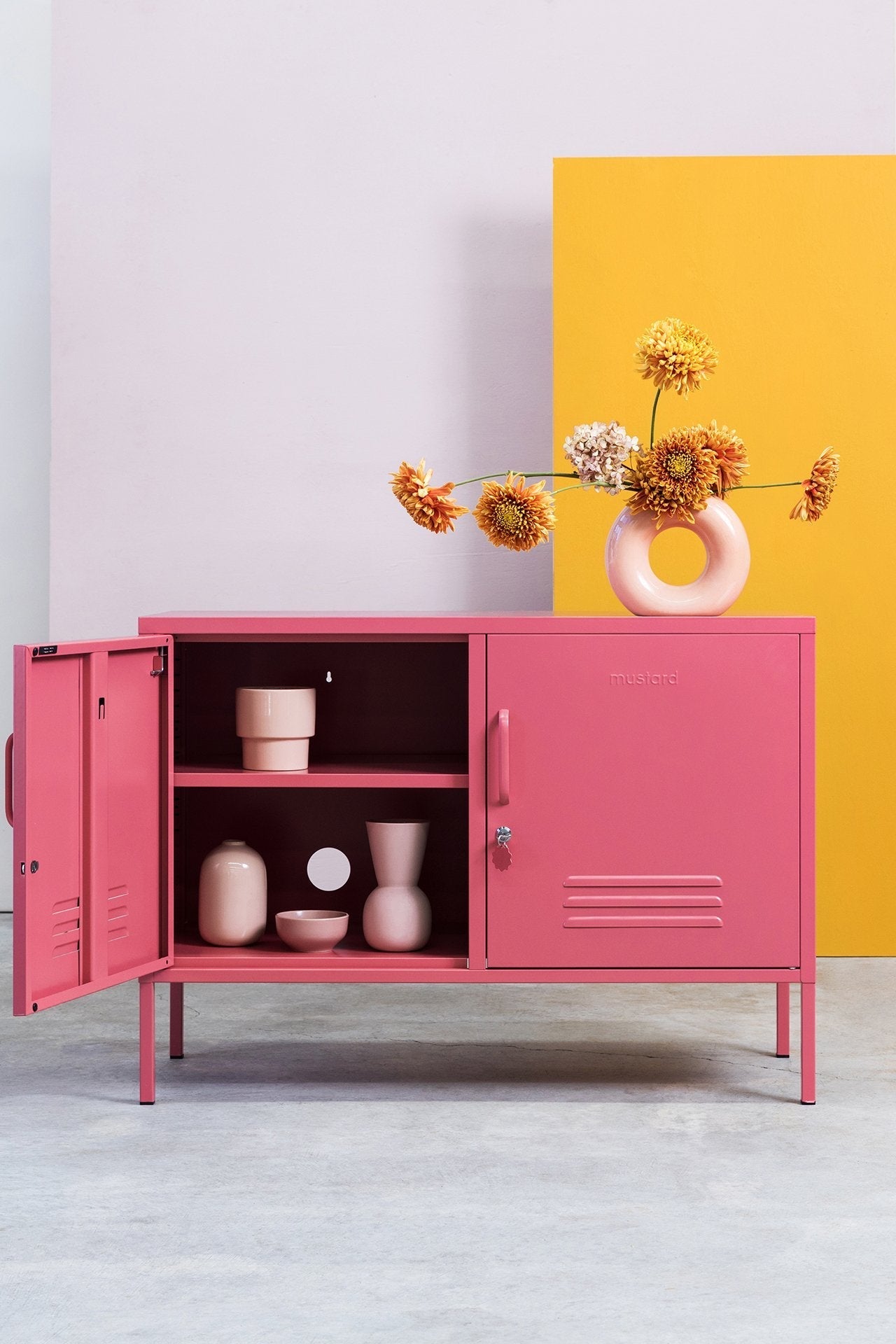 Mustard Made The Lowdown