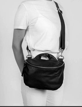 Daniela Lehavi Heidi Leather Messenger Bag