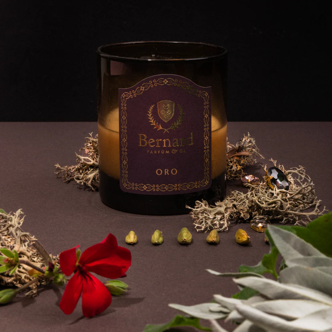 Bernard Candle, Oro