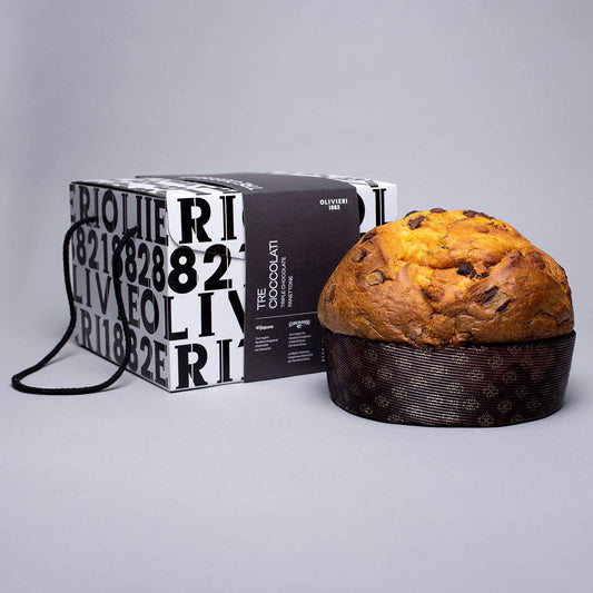 Triple Chocolate Panettone - Net wt 35,27oz
