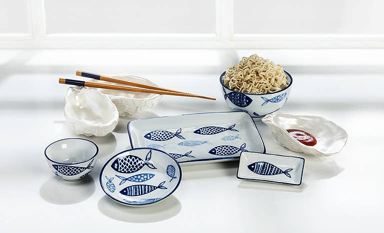 Small Fish Dip/Sauce Bowl 3" D